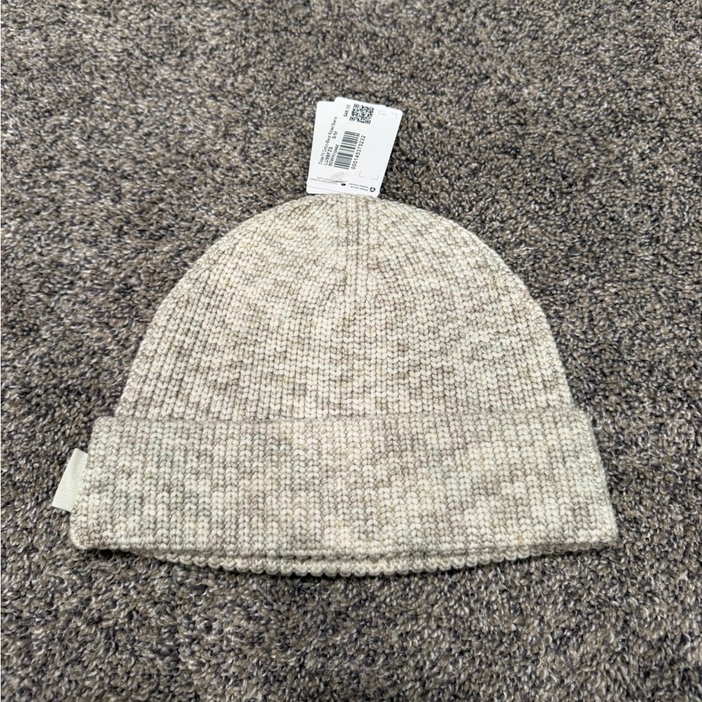 NWT Lululemon close fit wool blend ribbed knit beanie grey